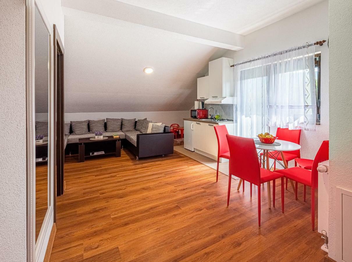 Apartmani Zeder Plitvicka Jezera Rudanovac Kültér fotó